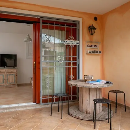 Apartment Maestrale Aris - Klodge Olbia